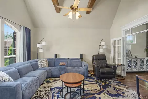 Living - 7813 E 99th Pl, Tulsa, OK 74133 photo 1 of 6