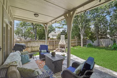 Exterior - 7813 E 99th Pl, Tulsa, OK 74133 photo 3 of 5