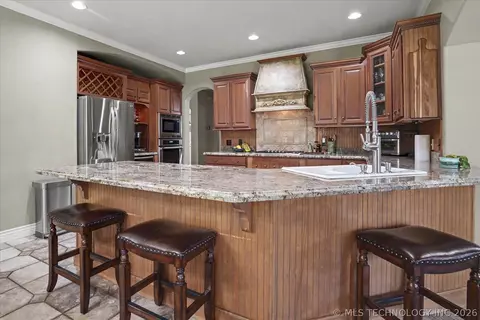 Kitchen - 7813 E 99th Pl, Tulsa, OK 74133 photo 1 of 5