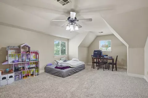 Bedroom - 7813 E 99th Pl, Tulsa, OK 74133 photo 3 of 5