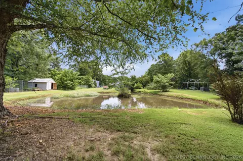 Exterior - 61050 E 340 Rd, Grove, OK 74344 photo 10 of 11