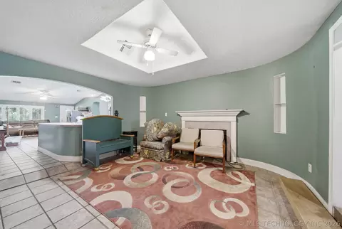 Entry Way - 61050 E 340 Rd, Grove, OK 74344 photo 1 of 2