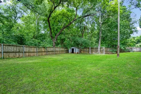 Exterior - 1103 N 5th, Durant, OK 74701 photo 6 of 6
