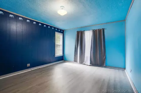 Bedroom - 1103 N 5th, Durant, OK 74701 photo 3 of 4