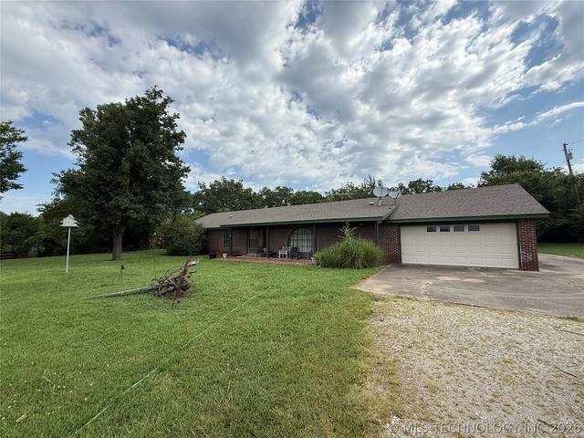 302 College Ave, Nowata, OK 74048
