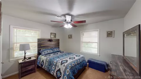Bedroom - 1427 Pine, Ada, OK 74820 photo 3 of 4