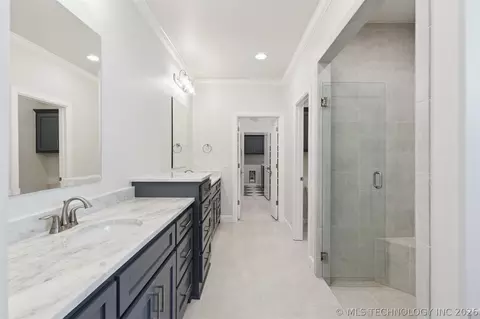 Bath - 754 E 149th St S, Glenpool, OK 74033 photo 1 of 8