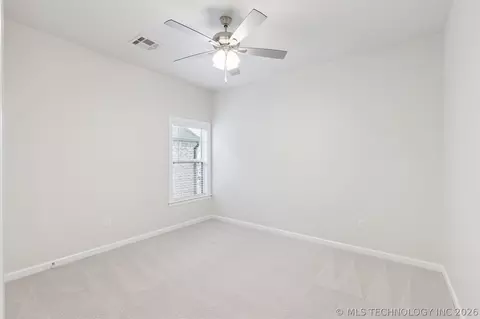 Bedroom - 754 E 149th St S, Glenpool, OK 74033 photo 5 of 13