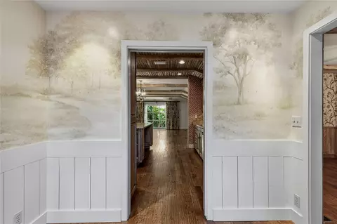 Entry Way - 1508 E 31st St, Tulsa, OK 74105 photo 5 of 8