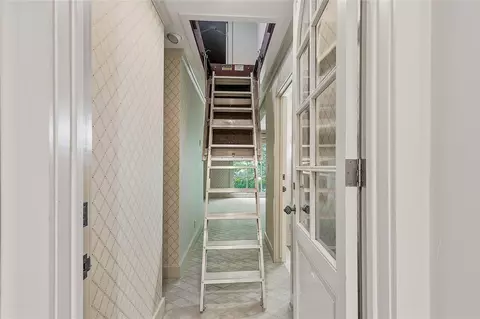 Entry Way - 1508 E 31st St, Tulsa, OK 74105 photo 8 of 8