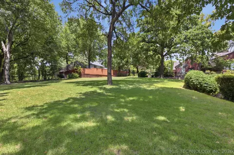 Exterior - 3319 E 99th St, Tulsa, OK 74137 photo 15 of 18