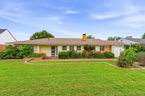225 SE Rockwood Ave, Bartlesville, OK 74006