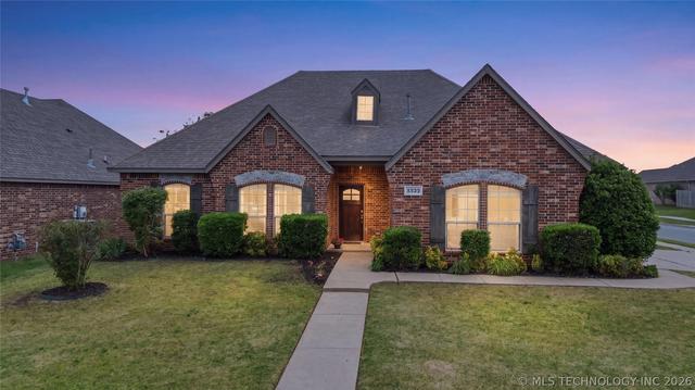 3335 S 204th Ave E, Broken Arrow, OK 74014