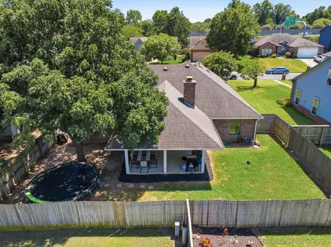 View/Area - 8809 E 95th St, Tulsa, OK 74133 photo 1 of 1