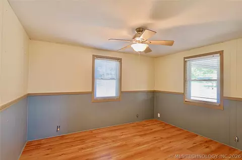Bedroom - 417082 Mockingbird Ln, Eufaula, OK 74432 photo 2 of 2