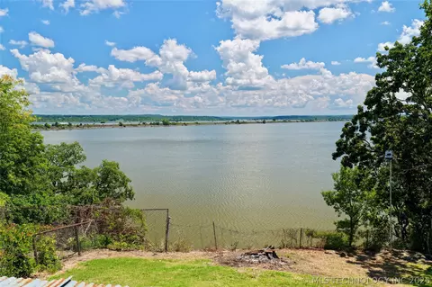 View/Area - 417082 Mockingbird Ln, Eufaula, OK 74432 photo 1 of 5