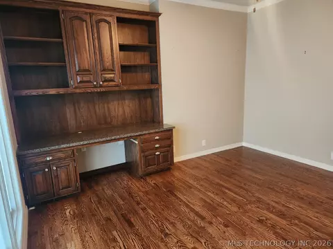 Living - 5101 E 79th St, Tulsa, OK 74136 photo 4 of 4