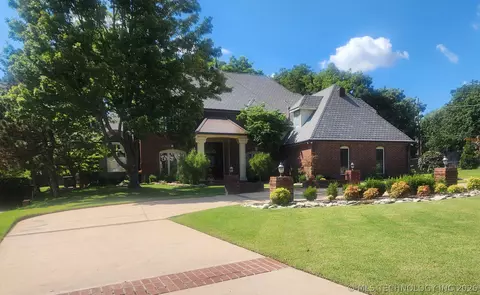 Exterior - 5101 E 79th St, Tulsa, OK 74136 photo 3 of 5