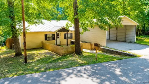 194 Ramey St, Eucha, OK 74342 photo 3