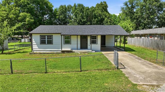 30419 S 150th St, Coweta, OK 74429