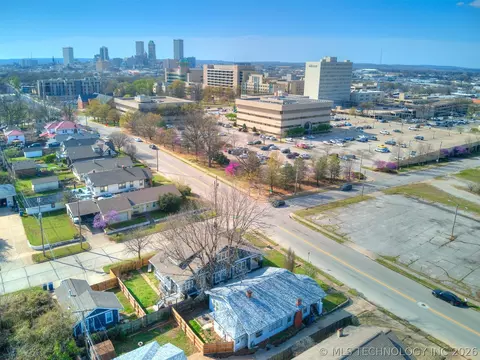 View/Area - 1906 E 13th St, Tulsa, OK 74104 photo 2 of 2