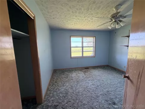 615 E 460, Pryor, OK 74361 photo 4