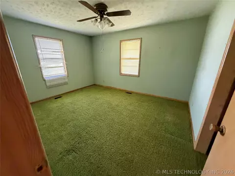 615 E 460, Pryor, OK 74361 photo 5