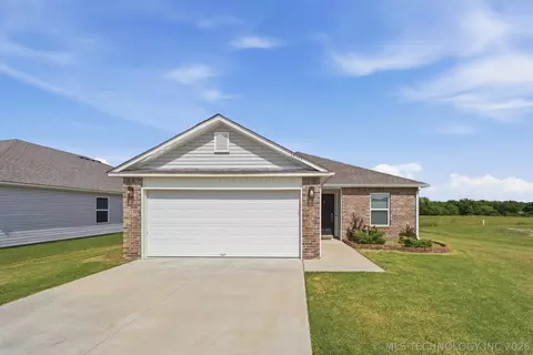 14313 N 76th East Ave, Collinsville, OK 74021