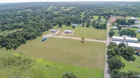 2 Reagan Dr, Eufaula, OK 74432 photo 5