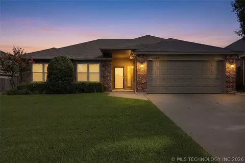 10327 E 113th St S, Bixby, OK 74008