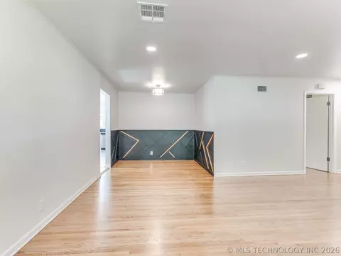 Living - 4539 E 38th Pl, Tulsa, OK 74135 photo 1 of 4
