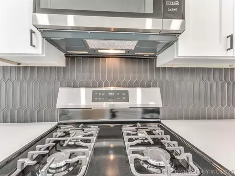 Kitchen - 4539 E 38th Pl, Tulsa, OK 74135 photo 4 of 6