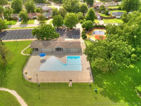 Exterior - 4539 E 38th Pl, Tulsa, OK 74135 photo 4 of 4