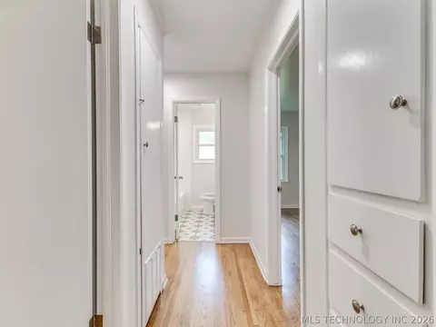 Entry Way - 4539 E 38th Pl, Tulsa, OK 74135 photo 2 of 2