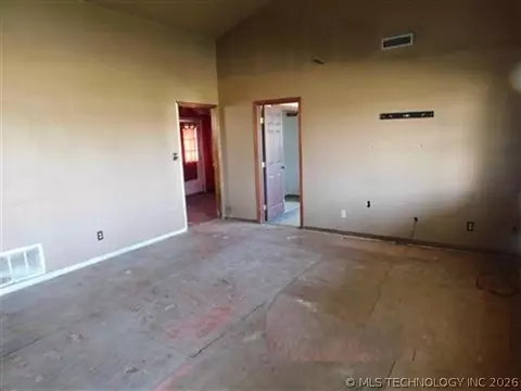4301 E 76 St N, Wagoner, OK 74467 photo 4