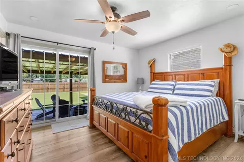Bedroom - 103 Elm Ave, Eufaula, OK 74432 photo 7 of 8
