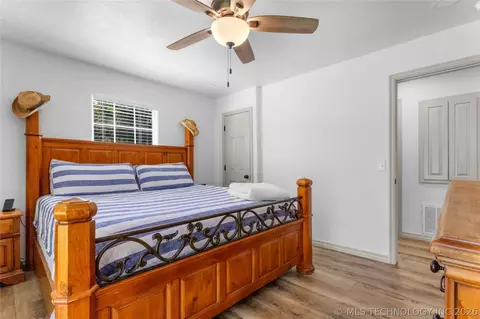 Bedroom - 103 Elm Ave, Eufaula, OK 74432 photo 8 of 8