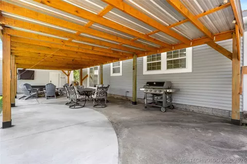 Exterior - 103 Elm Ave, Eufaula, OK 74432 photo 11 of 11