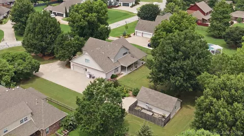13215 S 118th East Ave, Broken Arrow, OK 74011