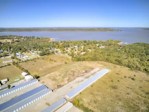 4 Hamilton Rd, Eufaula, OK 74432 photo 5
