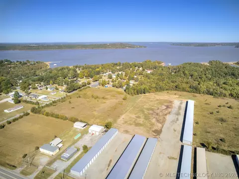 4 Hamilton Rd, Eufaula, OK 74432 photo 4