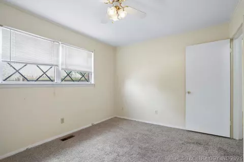 Bedroom - 6830 E 58th St, Tulsa, OK 74145 photo 4 of 6