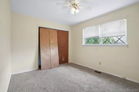 Bedroom - 6830 E 58th St, Tulsa, OK 74145 photo 3 of 6