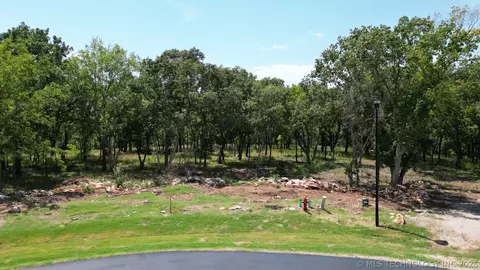 17686 E Falcon Pass, Owasso, OK 74055 photo 2