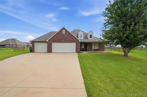 5963 E 137th St N, Collinsville, OK 74021