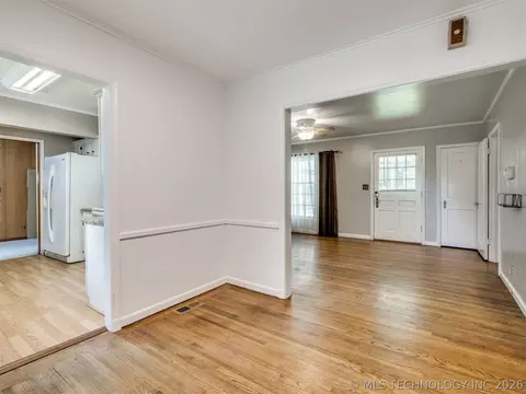4642 E 14th Pl, Tulsa, OK 74112 photo 13