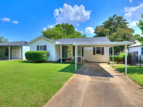4642 E 14th Pl, Tulsa, OK 74112 photo 1