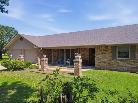 Exterior - 401 E 500, Pryor, OK 74361 photo 3 of 12