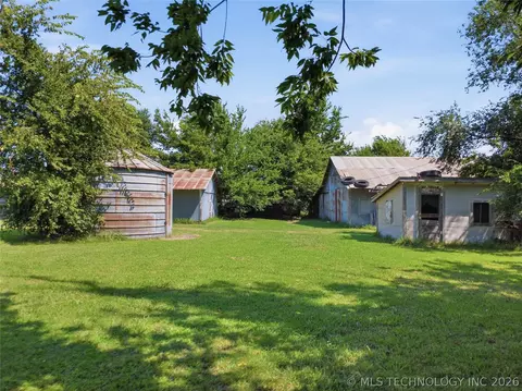 Exterior - 401 E 500, Pryor, OK 74361 photo 7 of 12