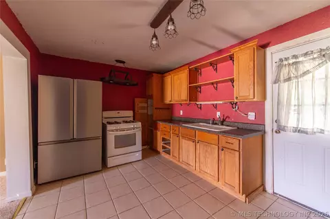 609 7th, Crowder, OK 74430 photo 15